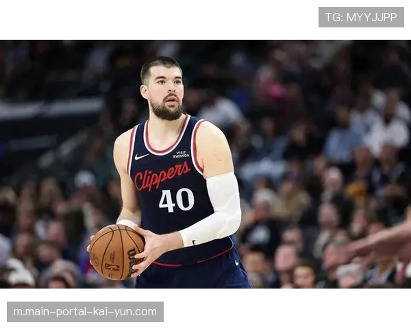 步行者14胜40负稳居东部倒数 祖巴茨沦为摆烂-牺牲品- 步行者14胜40负稳居东部倒数 祖巴茨沦为摆烂-牺牲品-