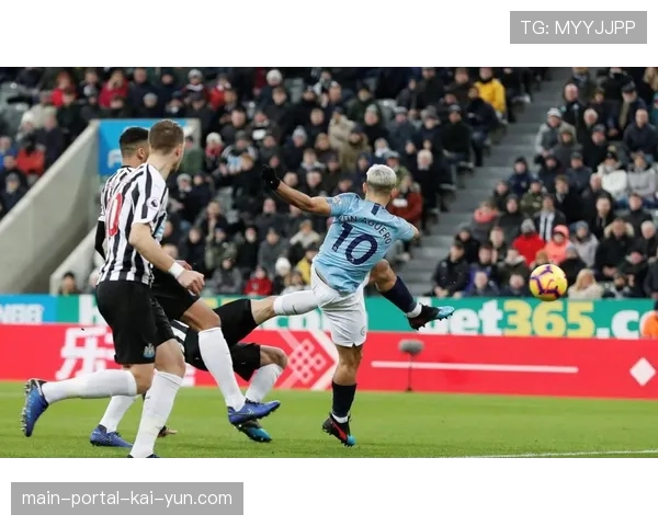 曼城主场2比1力克纽卡斯尔联 奥赖利梅开二度助球队紧追榜首