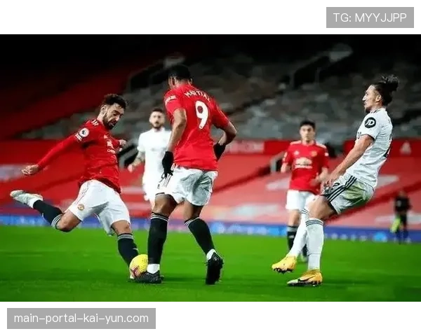 利兹联反击战术威胁维拉防线,施塔赫任意球破门